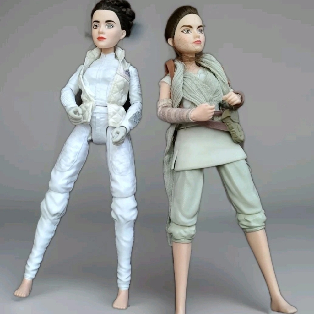 2 StarWars Forces Of Destiny Dolls:Rey Of Jakku-Princess Leia Poseable No Boots
